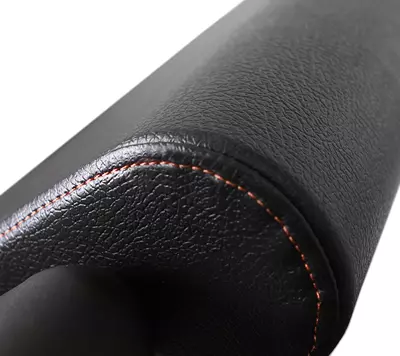 Обивка из искусственной кожи